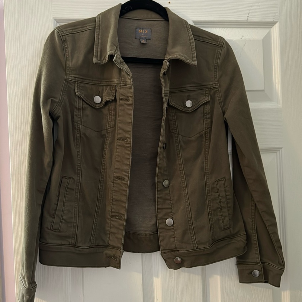 Khaki jacket. Size small
